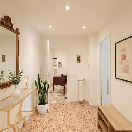 Apartmán Spacious 2 - Ac Wifi & Metro 9 Min *