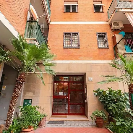 Apartmán Spacious 2 - Ac Wifi & Metro 9 Min *